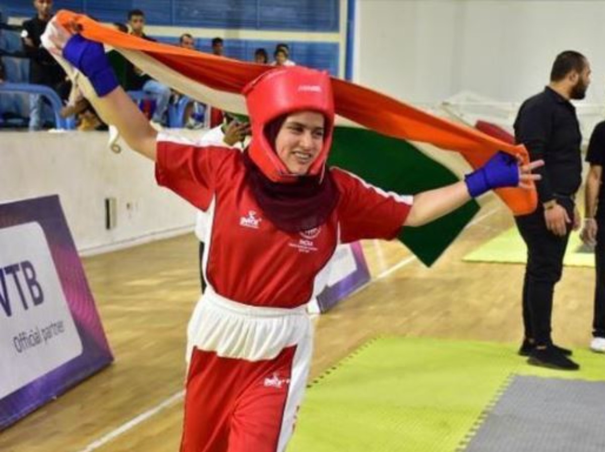 ISHFAQL91044968's tweet photo. Kashmir's rising star, Tajamul Islam, clinches World Kickboxing Champion title in Cairo at just 13. Against all odds, she's been boxing since age 6, a true inspiration! #Article370 #NayaKashmir #BadaltaKashmir #Article370Abrogation #KashmirDevelopment #BeyondArticle370 https://t.co/GtzPl00VTn