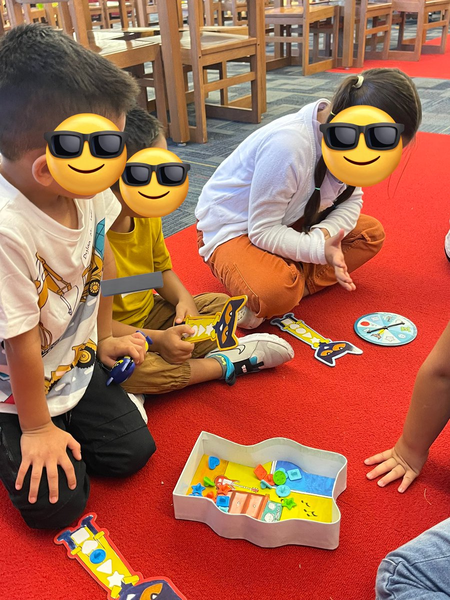 Kinder is working hard on our Pete the Cat unit! We’ve rocked in our school shoes and this week we’re loving our white shoes! Playing games, matching colors to food, reading, and singing! #huskiesinthelibrary