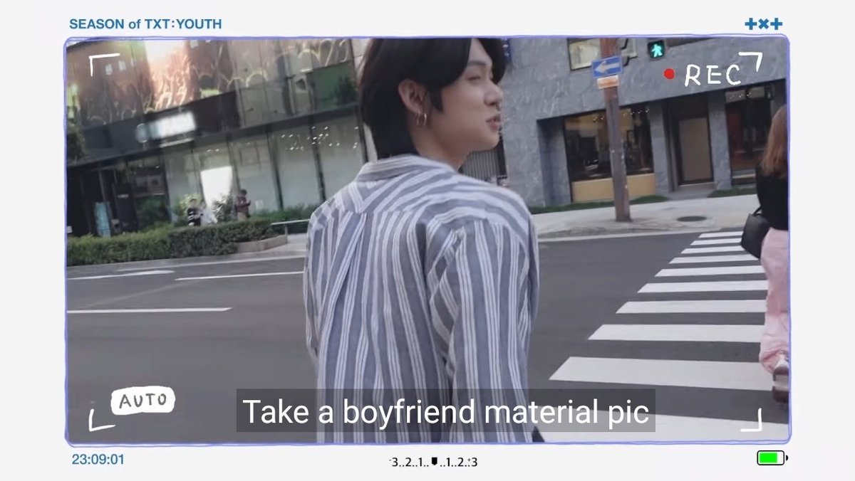 yeonfarie's tweet photo. OH HE KNOWS WHAT WE WANT https://t.co/2ArYqCiDI0