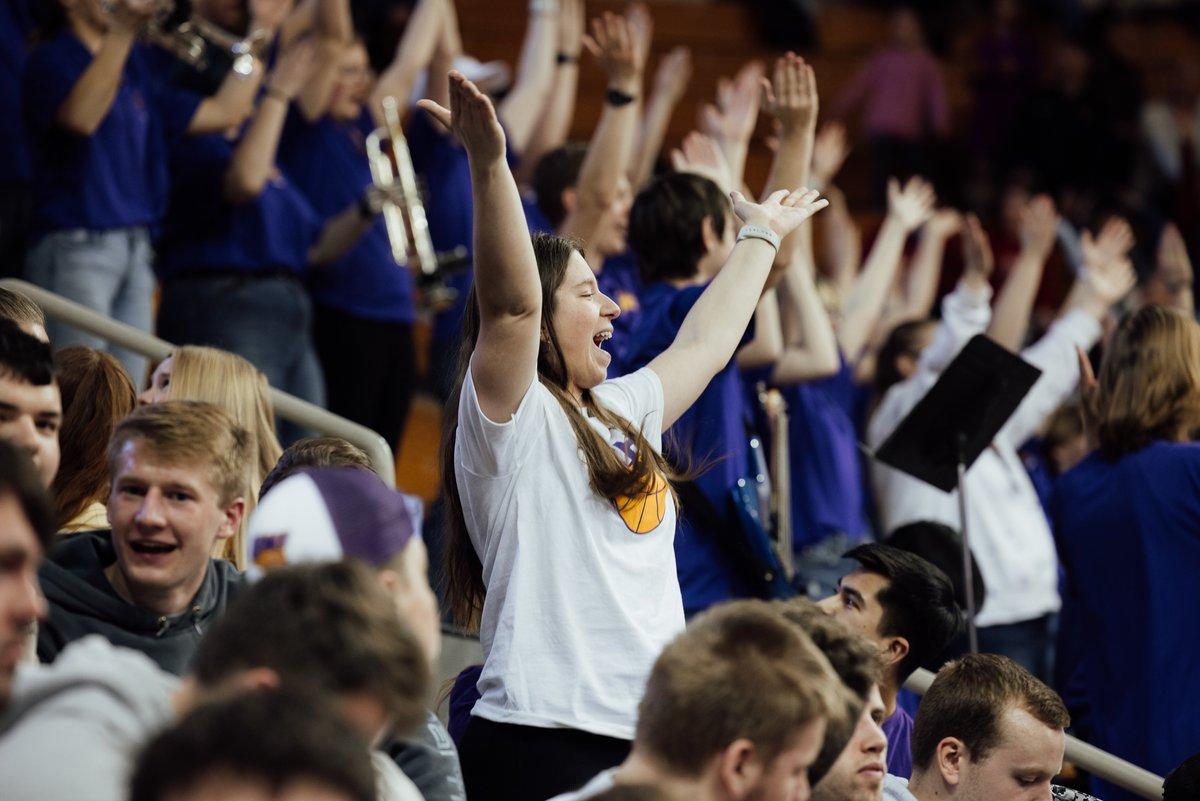 UNI_CAB's tweet photo. This is how we feel about our first CAB event happening tomorrow! Make sure to stop by the courtyard between the Rod Library and Maucker Union from 11:45 am-1:30 am to meet so many of the amazing student organizations we have at UNI!! https://t.co/XPPVqHxTAX