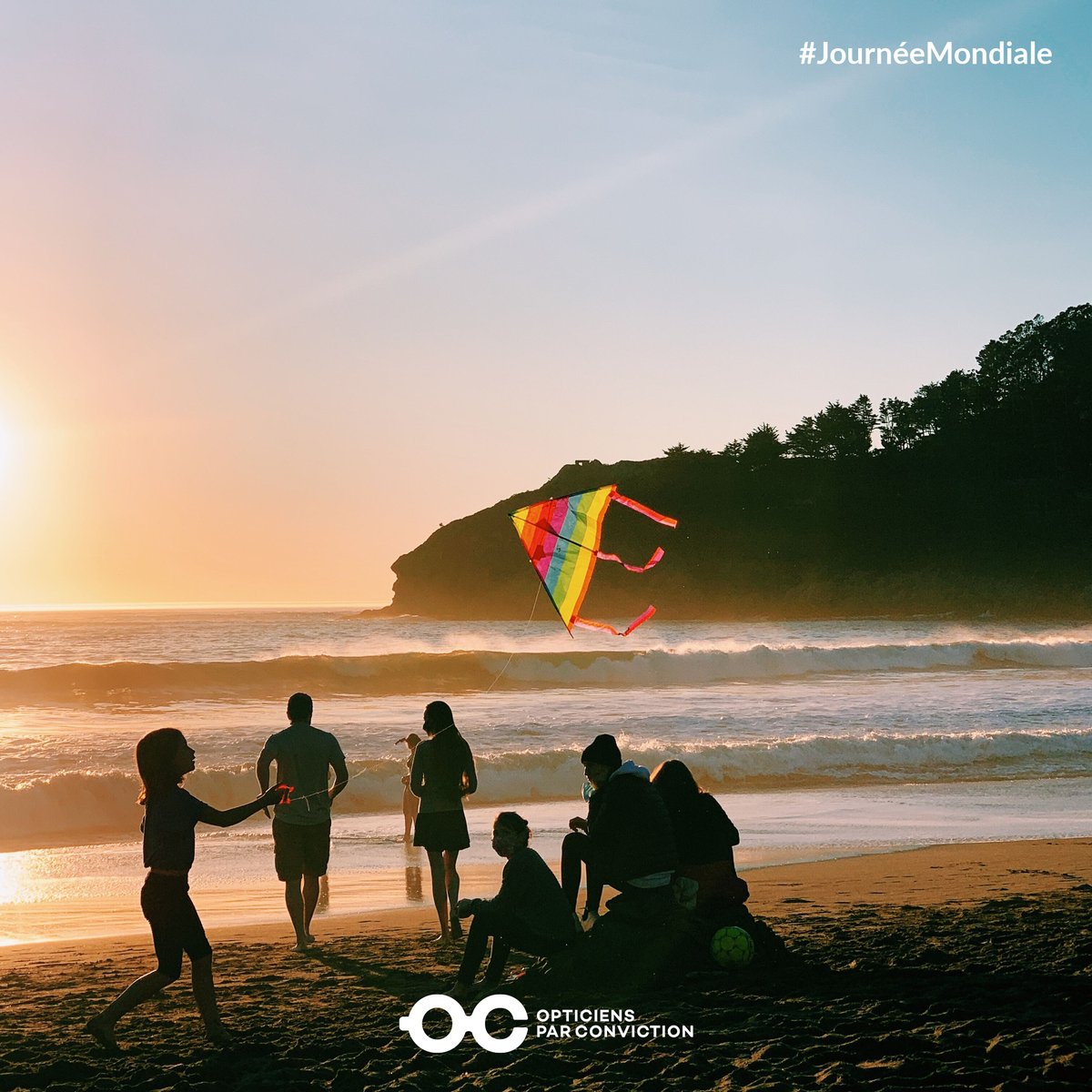 En cette #JournéeMondiale du cerf-volant, pensez à protéger vos #yeux et ceux des plus petits des rayons UV.🪁☀️
On vous aide à choisir les lunettes de soleil adaptées pour bébé ! 😉 👇
opticiensparconviction.fr/comment-choisi…