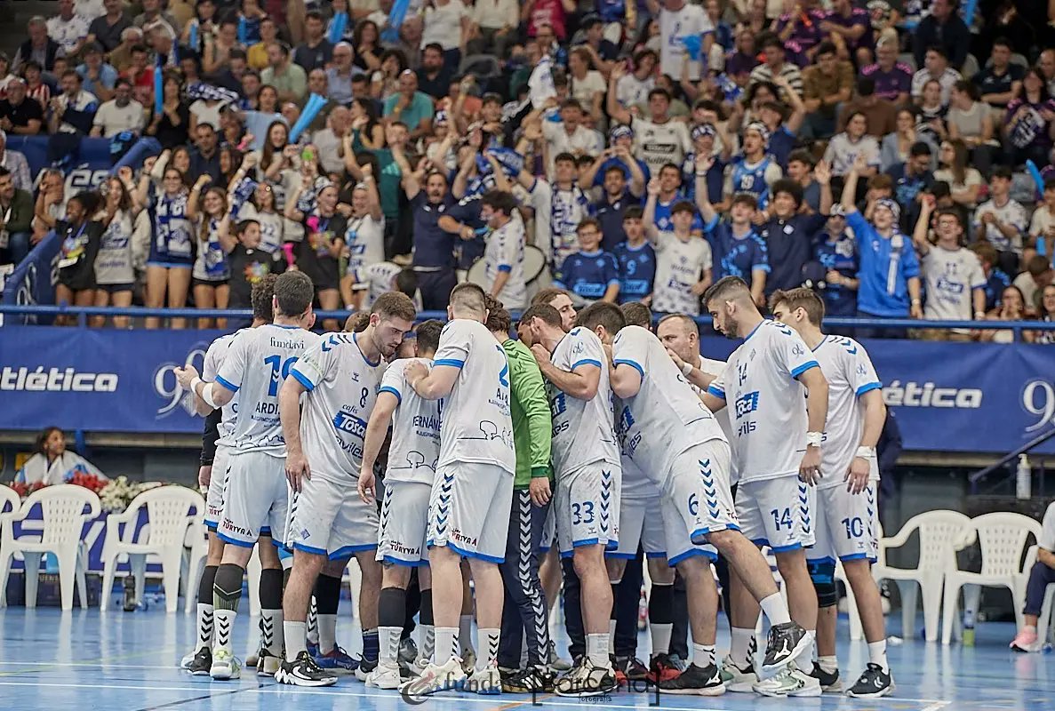 Avilesina_'s tweet photo. 🔷 BALONMANO
Volvemos!!! ⚪🔵

Más fuertes!!
Con más ganas!! https://t.co/jlk4TN6W0F
