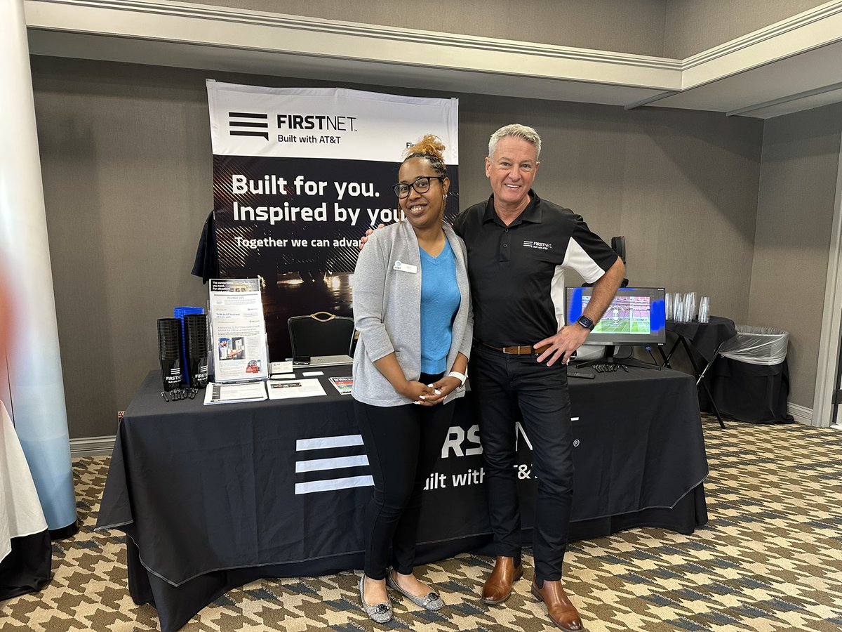 MoneyMicka$ tweet media