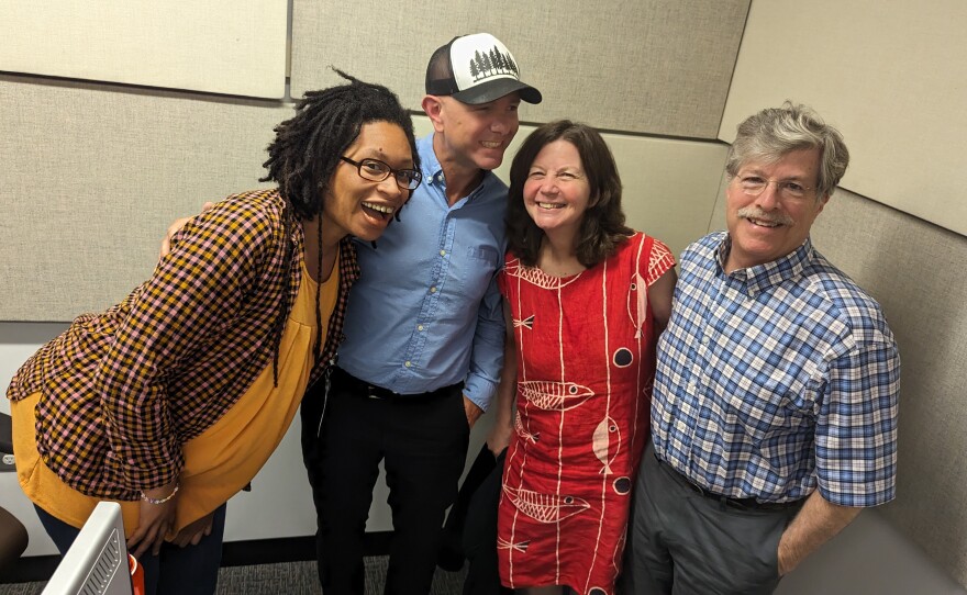 Cady Coleman (@astro_cady) on Twitter photo 🎙️<a href="/Simpson_Glass/">Josh Simpson Glass</a>, <a href="/Shotsbyjamey/">Jamey Simpson</a>, Ido Mizrahy & I joined #WFCR's "The Fabulous 413," discussing the human side of #space travel, explored in <a href="/longest_goodbye/">The Longest Goodbye</a> - screening w/a live panel discussion tmrw at <a href="/AmherstCinema/">Amherst Cinema</a> 7PM
nepm.org/podcast/the-fa…
<a href="/nepublicmedia/">New England Public Media</a> <a href="/MonteBelmonte/">Monte Belmonte</a> 🎙️<a href="/Simpson_Glass/">Josh Simpson Glass</a>, <a href="/Shotsbyjamey/">Jamey Simpson</a>, Ido Mizrahy & I joined #WFCR's "The Fabulous 413," discussing the human side of #space travel, explored in <a href="/longest_goodbye/">The Longest Goodbye</a> - screening w/a live panel discussion tmrw at <a href="/AmherstCinema/">Amherst Cinema</a> 7PM
nepm.org/podcast/the-fa…
<a href="/nepublicmedia/">New England Public Media</a> <a href="/MonteBelmonte/">Monte Belmonte</a>