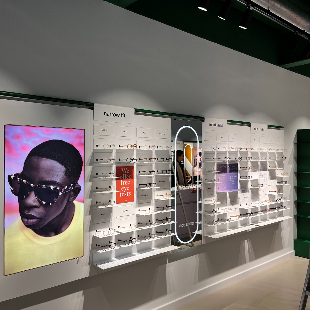 mjcp_london's tweet image. 🛍️ Transform Your Retail Space with Stunning Graphics! 🎨 
We have a 5% discount on your first order or your new print project! Let's transform your retail space into a visual masterpiece! 👉 mjcp.co.uk/retail-graphics
#RetailGraphics #PrintAgency #TransformYourSpace #MJCPPrints