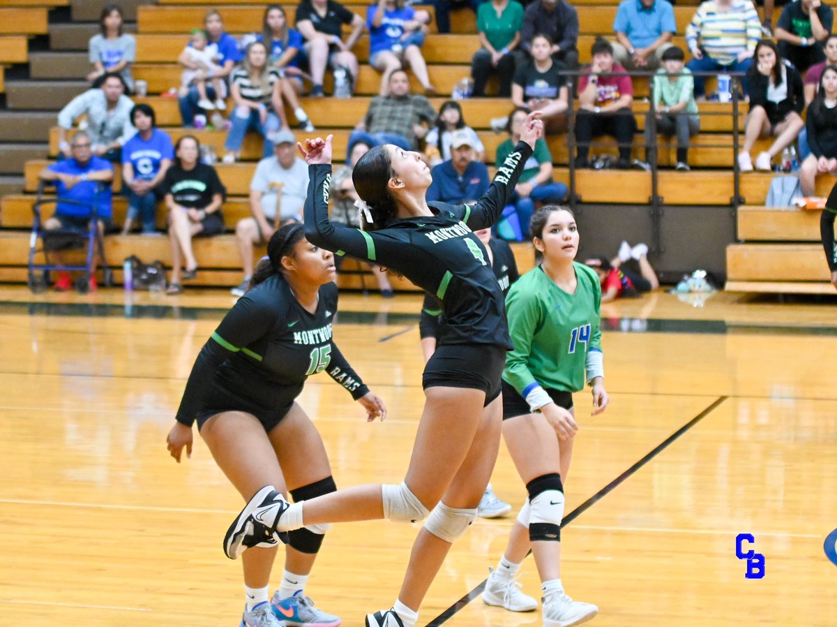 San Eli vs Montwood 🏐🏐🏐
.⁣
.⁣
.⁣
.⁣
.⁣
#chubbyboypix #actionphotography #bmfwithacamera #canonphotography #elpasotx #elpaso #elpasotexas  #texasvolleyball #volleyball #volleyballgirls #elpasotx915 #volleyballdrills #elpasosports #sportphotographer #elpasovolleyball