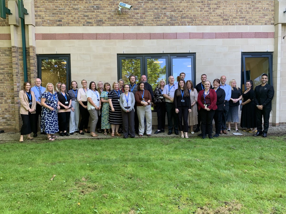 OPTICA_NECS's tweet image. Thank you to our @CapacityTracker colleagues for an insightful team building afternoon.

Great opportunity to down tools, connect and to hear of the positive impact @NHSnecs digital applications continue to have across the health and social care sector.

#teambuilding #TeamNECS