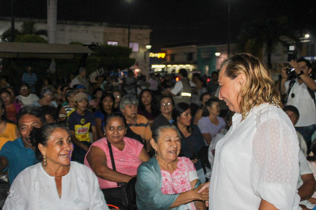 MarisaFrancoC's tweet photo. ¡En equipo logramos grandes resultados para Yucatán y claro, para los hunucmenses!

#Hunucmá #CiudadEnMovimiento #BienestarEnTuMunicipio https://t.co/vjdxDEFqo6