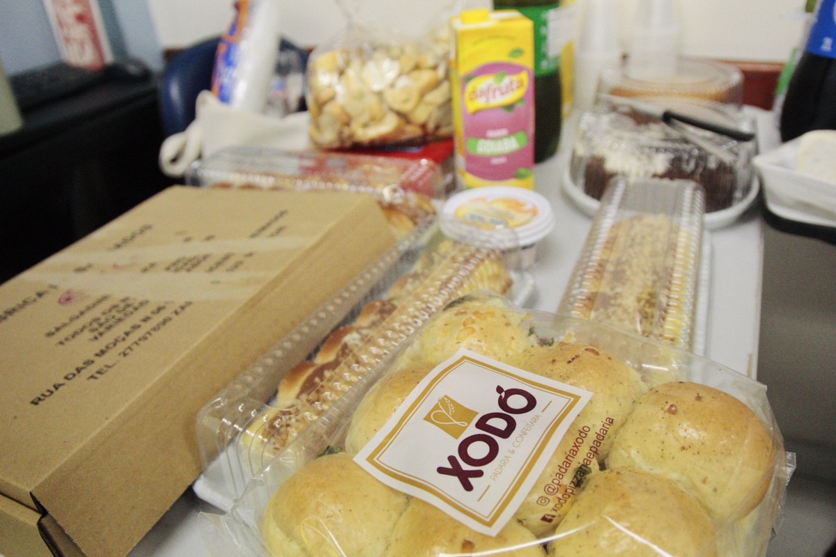 visaocoop's tweet photo. 🥯 Também rolou um lanche reforçado da @padariaxodo que deixou a turma a vontade pra trocar as experiências debatidas em aula e se conhecerem melhor. https://t.co/gSHvR8Ynb0