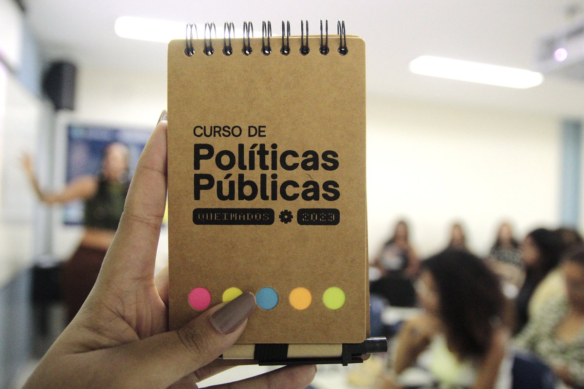 visaocoop's tweet photo. Estamos muito felizes de conhecer essa turma tão engajada em propor mudanças para Queimados e esperamos que o Curso ajude ainda mais eles a se empoderar da potência que todos já possuem.

💜⚙️ Esperamos ansiosos para a próxima aula!

📸 @aquela505 https://t.co/mVIaTbSFYl