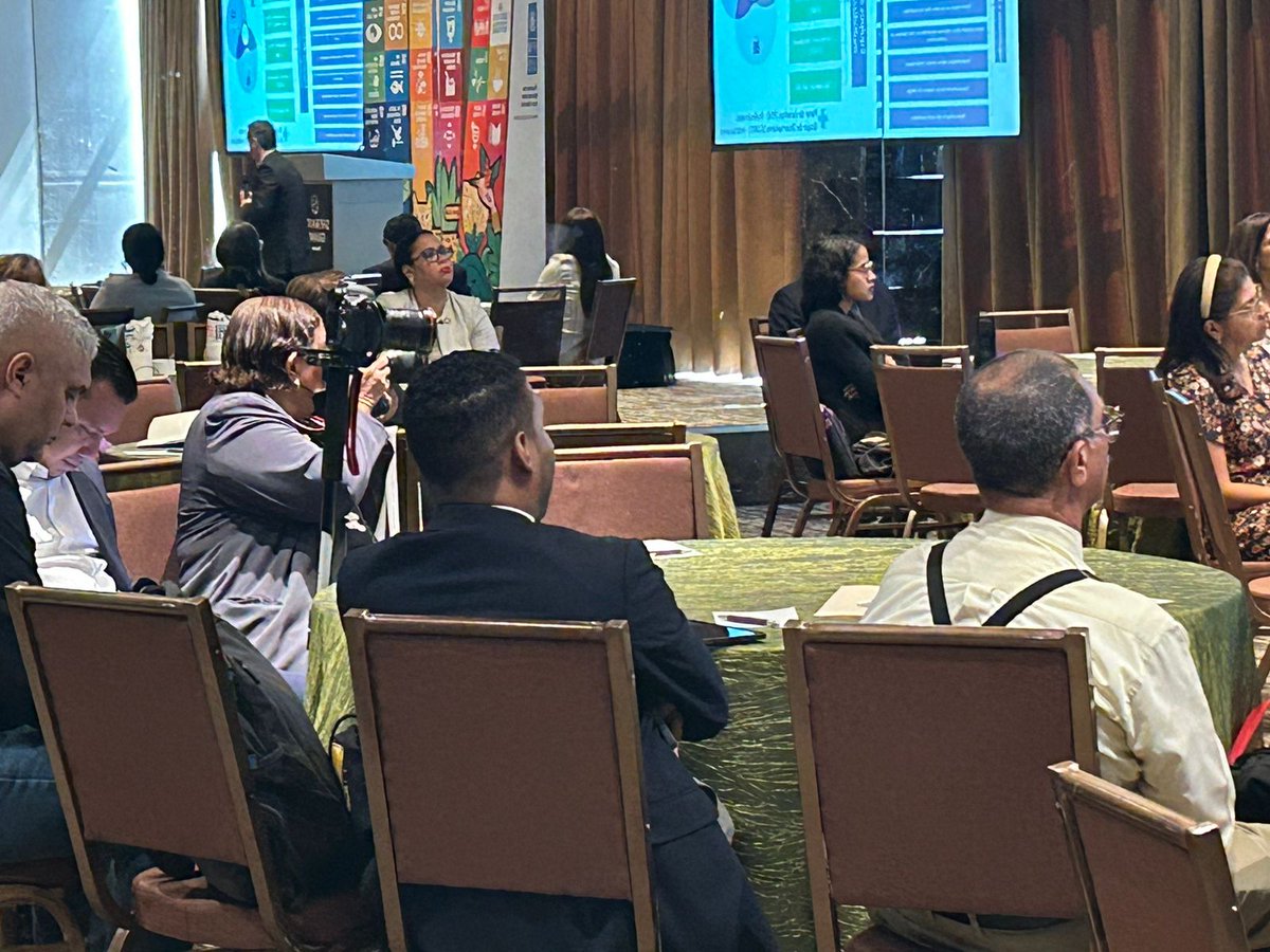 EnergiaPma's tweet photo. Iniciamos el #Foro de Comunicación por la Transición Energética #ComunícATE exclusivo para periodistas, jefes de medios, decanos y docentes de las facultades de comunicación, gremios y comunicadores afines. ¿Hay transición sin comunicación? Es la pregunta de fondo. @el_BID #ODS7 https://t.co/vwNYUH36k1