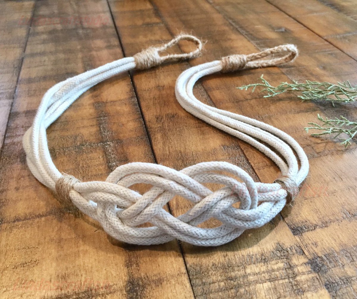 RT @lindas_craft: Excited to share this #nautical #knot #homedecor 

etsy.com/listing/714244…