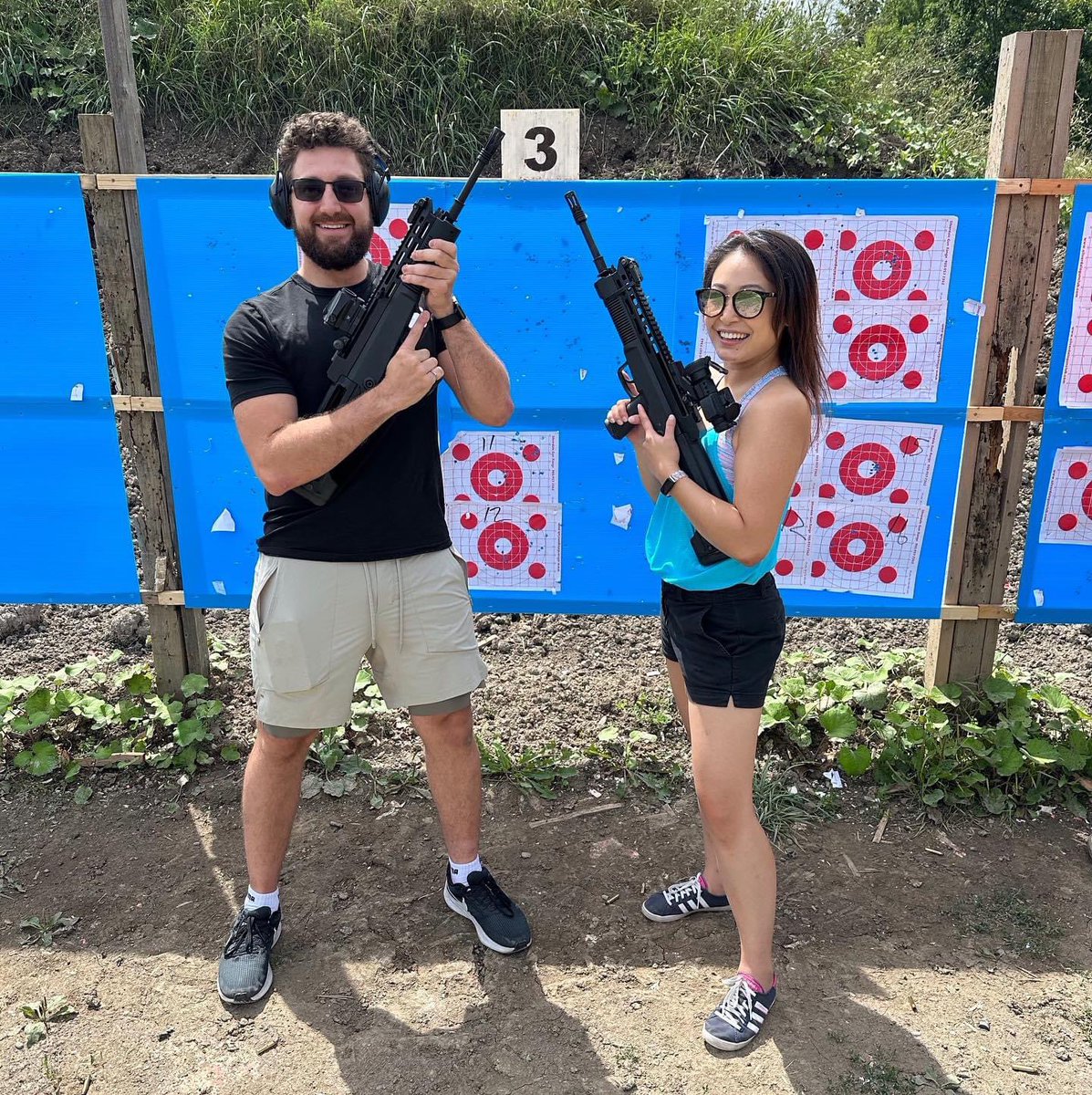 GunSilverdale's tweet photo. 🔫🙋‍♂️His and hers!🔫🙋‍♀️

#shootingpackage #t97 #pewpew #shoottogetherstaytogether #targetshooting #funwithguns #niagara #gunclub #gunrange #outdoors #silverdalegunclub https://t.co/4hyugrcjPg