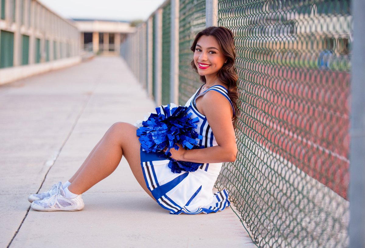 LillyCarpio78's tweet photo. Just a couple of shots from yesterday's South San Senior Cheerleaders https://t.co/wmhTycLjeP