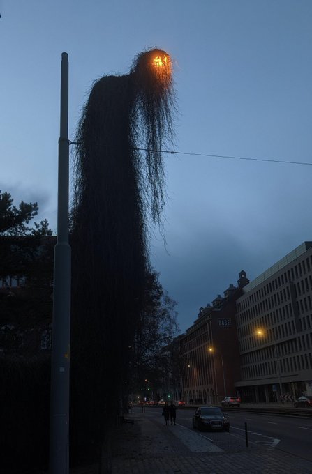 Que clase de espectral criatura es esta que aparecio en una calle de Polonia?