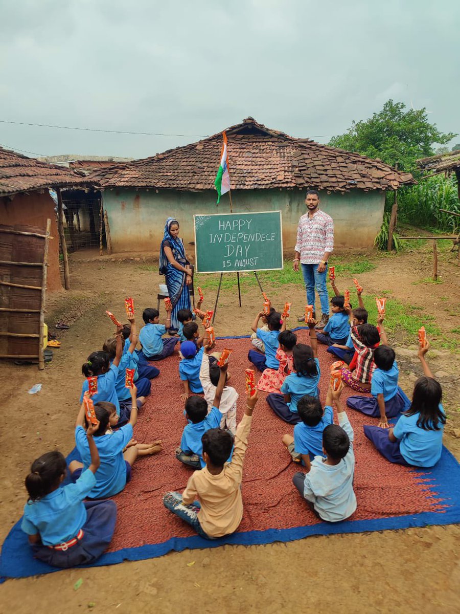👦👧What a joy it was to witness the enthusiastic participation of our young stars at the Independence Day celebrations held at various Asha Education Centers! 🇮🇳 Their vibrant performances, from dance to heartwarming speeches, filled our hearts with pride.#IndependeceDay2023