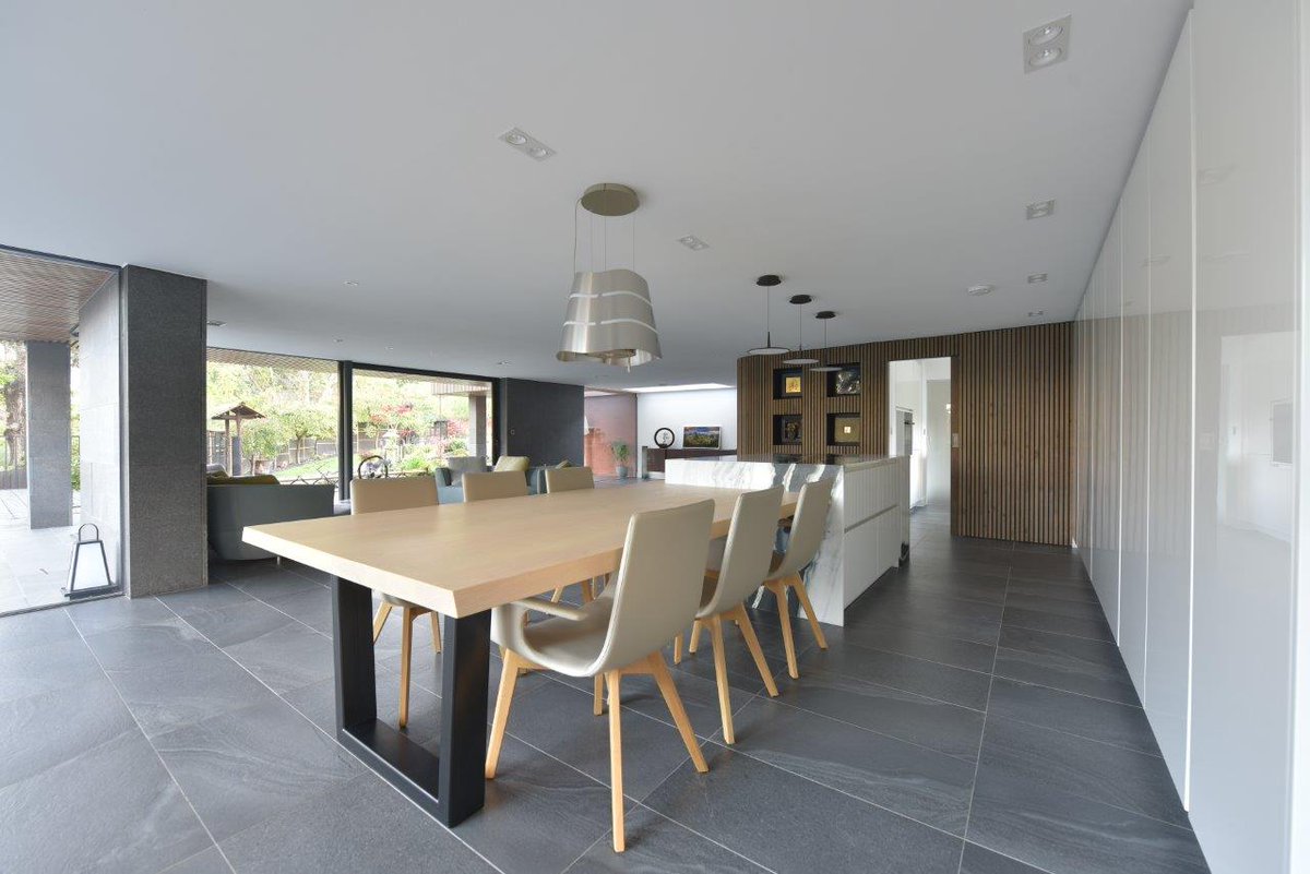 The Kbsa (@thekbsa) on Twitter photo Taking the spotlight next in the Kbsa Designer Awards, we move on to the next category, Kitchen Designer of the Year Over £50K.
The first designer shortlisted is Diane Berry from <a href="/DBKitchens/">Diane Berry Kitchens</a>.
Well done on making the shortlist, Diane!
#KbsaDesignerAwards #Kbsa Taking the spotlight next in the Kbsa Designer Awards, we move on to the next category, Kitchen Designer of the Year Over £50K.
The first designer shortlisted is Diane Berry from <a href="/DBKitchens/">Diane Berry Kitchens</a>.
Well done on making the shortlist, Diane!
#KbsaDesignerAwards #Kbsa