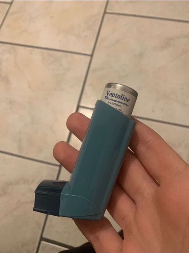 I took my brother's vape and now he's acting like he can't breathe 😒