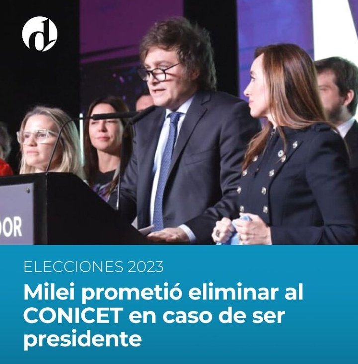 MarileNeumayer's tweet photo. Mí hija presentó su tesis doctoral hace unos días en el @Conicet , Ella está trabajando en la cura y eliminación del Mal del Chagas.

milei sos un idiota, y los que te votan son más idiotas que vos. https://t.co/trdFfD6EbL