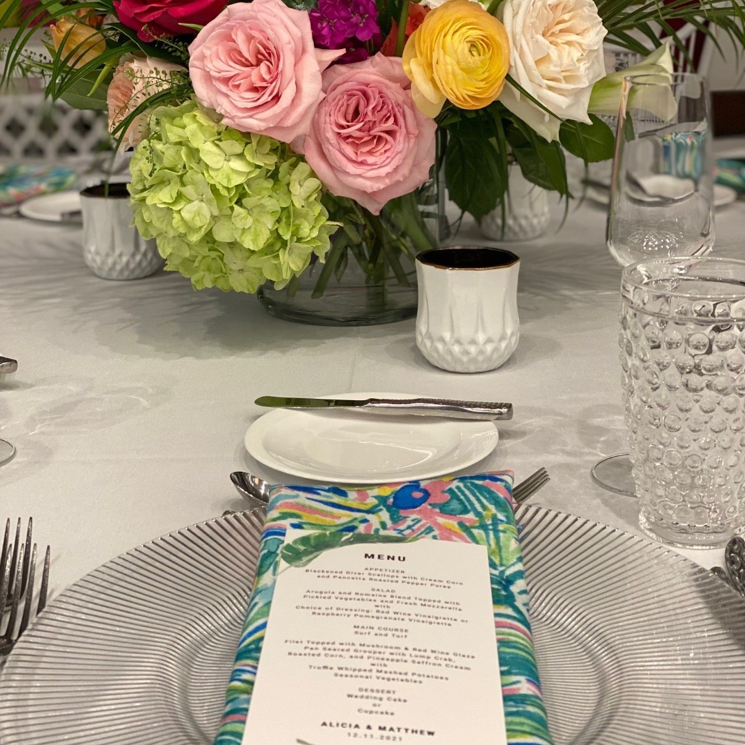 Color doesn’t always need to come from the Flowers!
To discuss your color palette for your Wedding, contact the Sales Department at the Art Ovation Hotel at 941-316-0808 x133