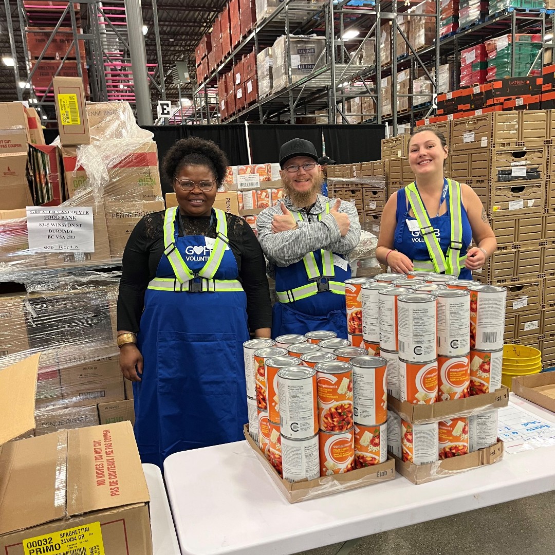 Recovery and Rehabilitation Program members at səmiq̓ʷəʔelə have been actively volunteering at @VanFoodBank, making a meaningful difference in their community. We're so proud of them for giving back! #GivingBack #Recovery #Rehabilitation