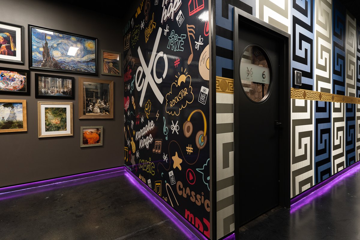 BuildItByDesign's tweet photo. BUILD IT has just wrapped up the construction of EXO Karaoke: Calgary's swankiest private room bar. Unleash your inner superstar in style with top-notch party rooms for the ultimate karaoke bash! 🎤🌟#EXOKaraoke #SingInStyle #KaraokeBar #Calgary #Alberta https://t.co/0pCJ9GsXW0