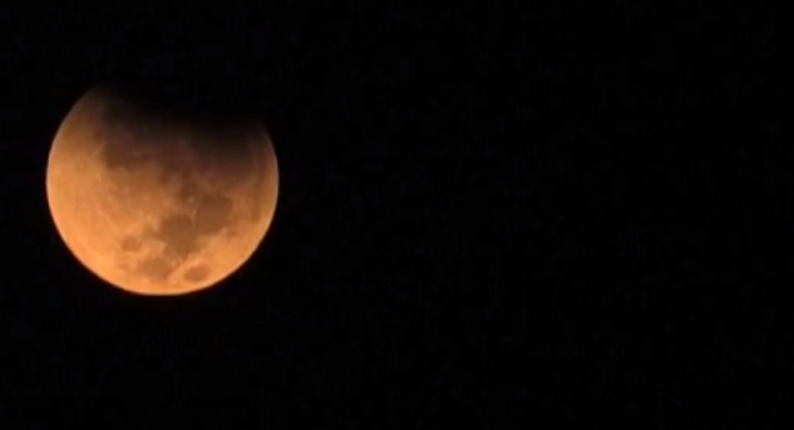 🚀 La missione Luna-25 raggiunge l’orbita lunare, segnando il ritorno della Russia nella corsa al satellite terrestre. Così Mosca punta a riconquistare una posizione di rilievo tra le potenze spaziali

✍️L'analisi di <a href="/MarcoBattaglia_/">Marco Battaglia</a> 

🔗formiche.net/2023/08/mosca-…