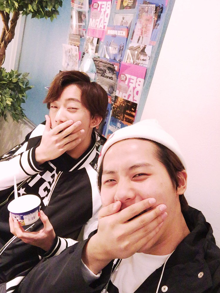 hello_gongchan's tweet photo. [Trans] 230816 #B1A4 #CNU Weverse Update

ถึงจะจำไม่ไดัว่าเป็นรูปที่อัพแล้วหรือยังไม่อัพก็เถอะ....

#신우 #공찬 #GONGCHAN #ชินอู #กงชาน https://t.co/OzTNy8Tg2E