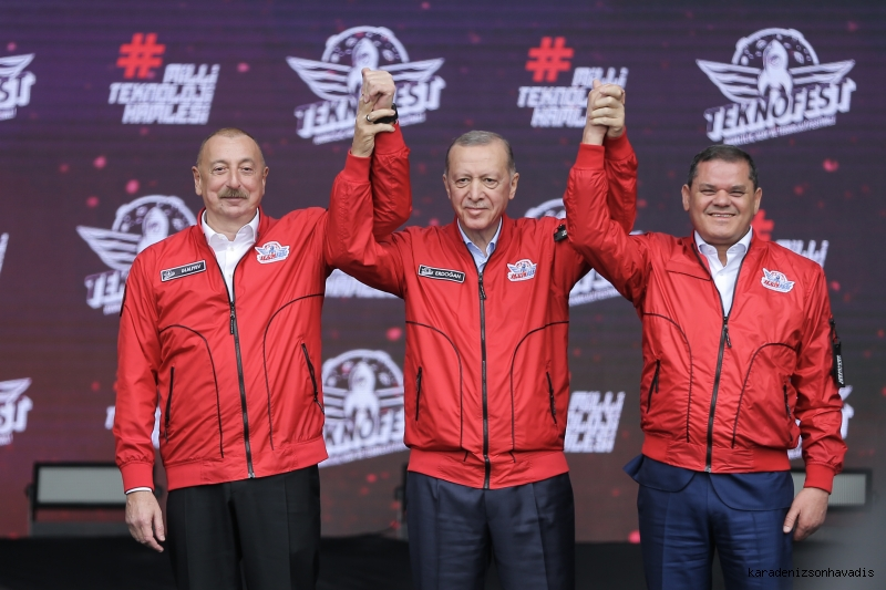 Libya, Türkiye ile birlik devleti modeli kurmak istiyor.

Libya'dan diplomatik kaynaklardan alınan bilgiye göre Libya, Türkiye ile birlik devleti modeli kurarak başta ordu olmak üzere ekonomik ve kültürel bütünlük oluşturmak istiyor.

Libya devleti, ülkede çıkan petrol ve