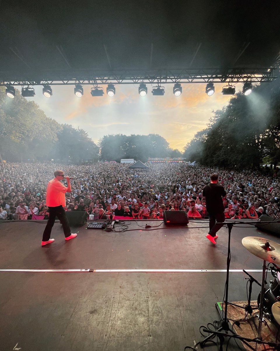 Hier soir on a joué devant 15 000 personne…🖤