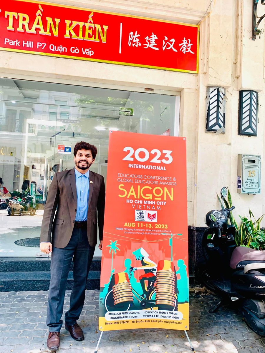 PratikMungekar3's tweet photo. #representedindia #hochiminhcity #vietnam #day1
In Ho Chi Minh City, Vietnam, during the International Educators Conference, I delivered a research study on STEM education.

It was a wonderful experience to hear what other people had to say. https://t.co/690aodprO7