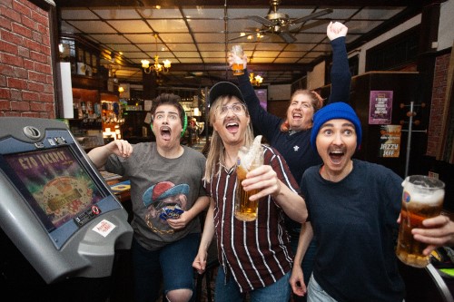 #OffFest award for shows at the Camden Fringe <a href="/CamdenFringe/">Camden Fringe</a>: #NewNoms for “Bareback Kings” @barebackKings @julesMorrish, @francescaRenee3, @lynseyBinsey, @becSchuster at <a href="/TheHopeTheatre/">The Hope Theatre</a> – congratulations! More on OffFest at offies.london/offfest-fringe… … dlvr.it/StklnT