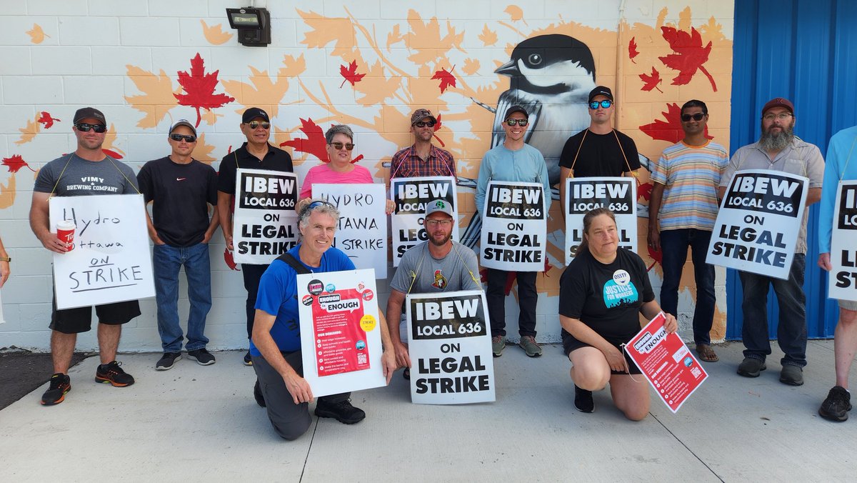 @IBEWLocal636 workers have been on strike for 50 days!! Time for @_MarkSutcliffe and his Council counterparts and @hydroottawa to get back to the table and bargain fairly with these invaluable employees. #solidarity #ontlab #osstf @fairwagesnow