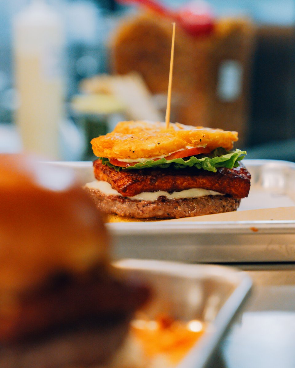 OfficialPincho's tweet image. Gluten free? No problem. #tostones #pincho