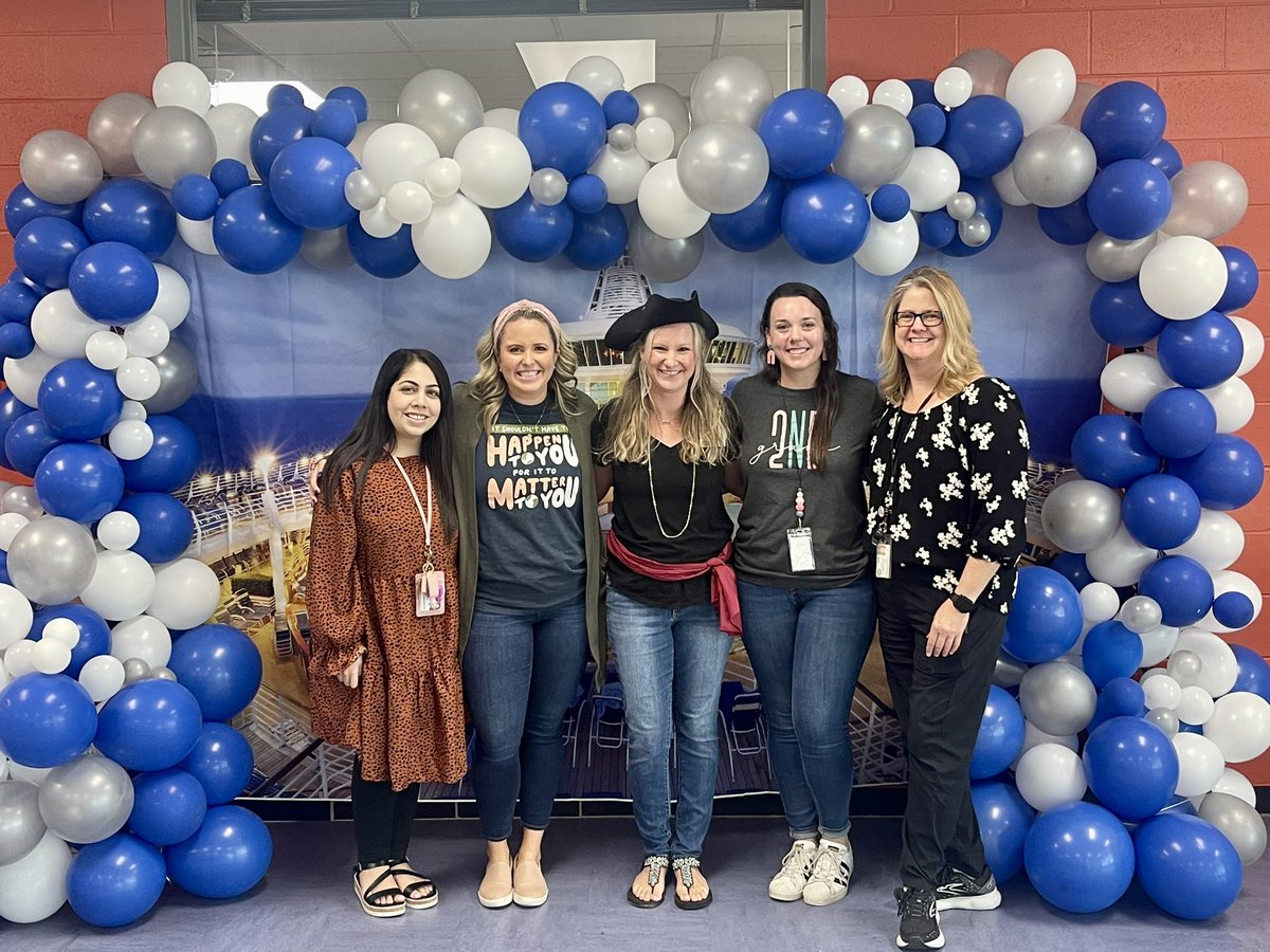 Emily Waters tweet media