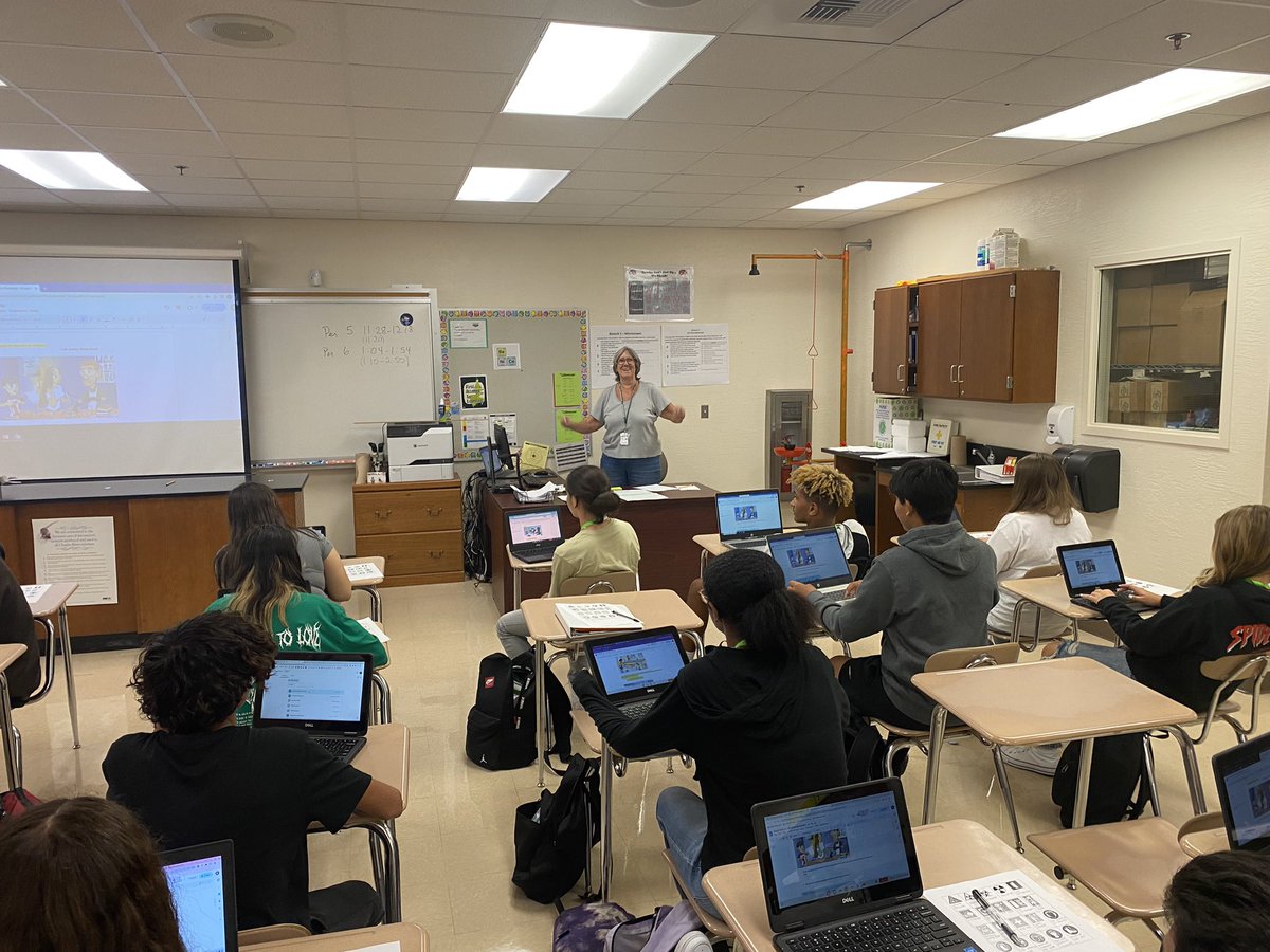 Super cool things happening in the <a href="/BiotechSrhs/">SRHS Biotech</a> Academy today!  Not only do we have the creator of the Biotech program  here, but Mrs. Marturano  also had 2 of our Admin participating in the Blueberry DNA extraction lab today! <a href="/SDPBCChoiceCTE/">SDPBC Choice/Career</a> <a href="/jkh_74/">Junnell K</a> <a href="/SRHSHawks/">Seminole Ridge HS</a> <a href="/tarakobel/">Tara Kobel</a>
