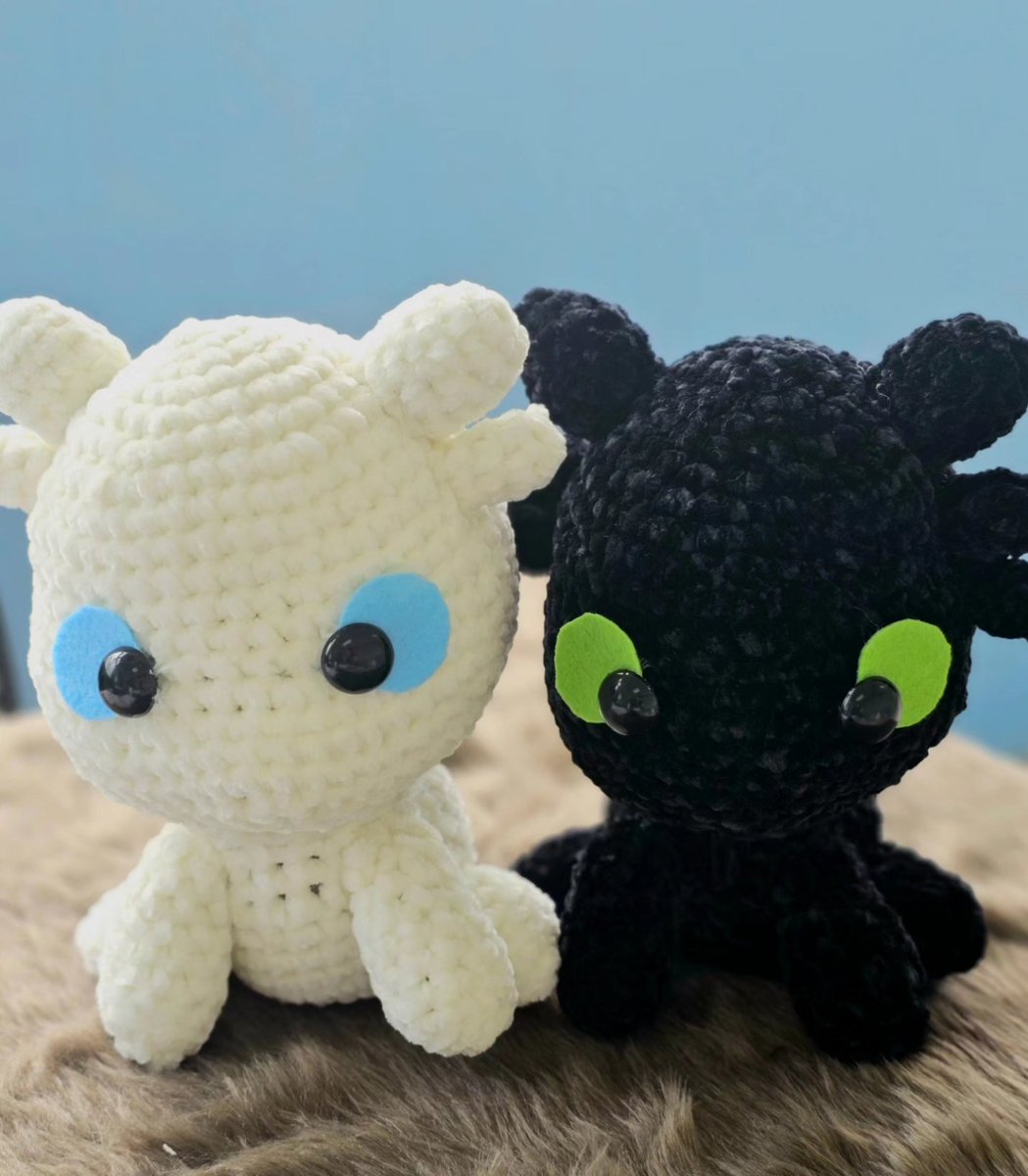 MuguCrafts's tweet photo. “You have the heart of a chief… and the soul of a dragon.” 

Check out our Toothless and Light Fury crochet stuff toy.

For your orders, DM us!! https://t.co/DyVQPEqvW9