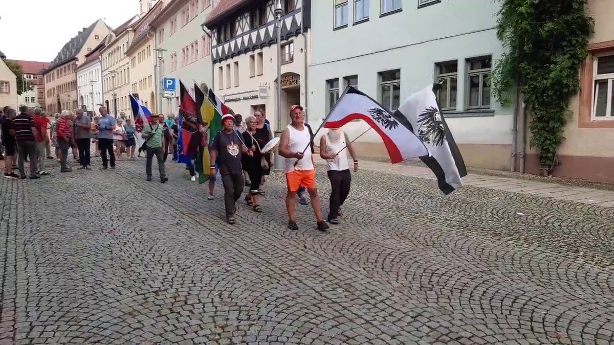 #pandemieleugner_lsa
#sgh1408 2023 Sangerhausen

"Friedensbewegung" in Sangerhausen. 
Symbolbild.