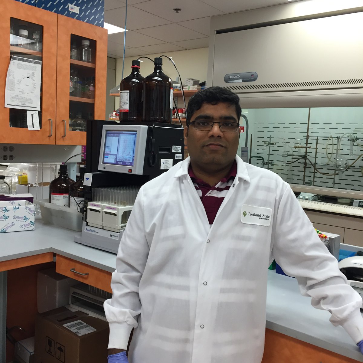 psu_research's tweet photo. Malaria remains one of the world's major public health problems. A @Portland_State Chemistry study aims to develop a new, safe and powerful antimalarial drug with recently awarded funding from the @NIH. Read more about the project: https://t.co/Qzwn5GJQne https://t.co/mnrHBFGdSR