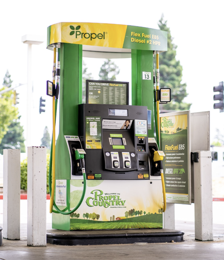 PropelFuels's tweet photo. Welcome to Propel Country. 
We’re excited to introduce a new pump design rolling out to Propel stations across the west. Propel is a proudly independent company founded with a mission to connect people to better fuels. Stop by and see our new look. https://t.co/N81mLzdTJ6