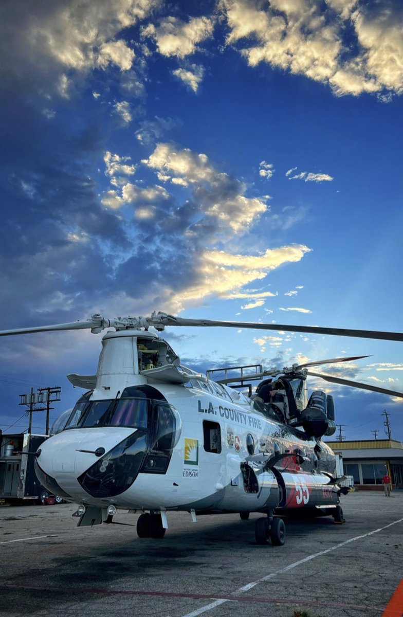 Good morning from Van Nuys Tanker Base! #QRF