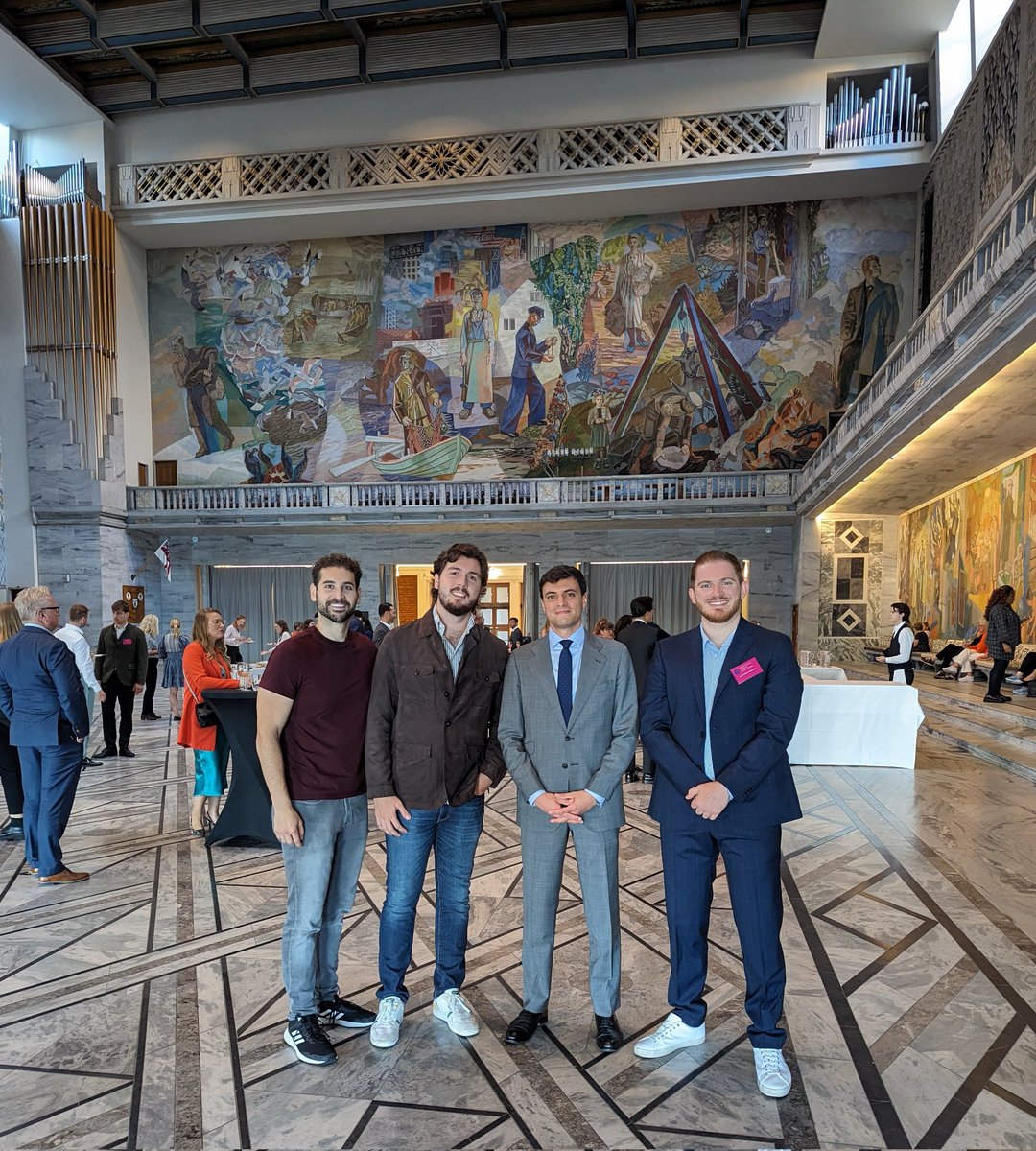 Santiago Sánchez (@tenorsanchez) on Twitter photo Bonito encuentro con la <a href="/EmbEspNoruega/">Embajada de España en Noruega/ Spanias ambassade</a> en el Oslo City Hall en la inauguración del Queen Sonja Singing Competition Bonito encuentro con la <a href="/EmbEspNoruega/">Embajada de España en Noruega/ Spanias ambassade</a> en el Oslo City Hall en la inauguración del Queen Sonja Singing Competition