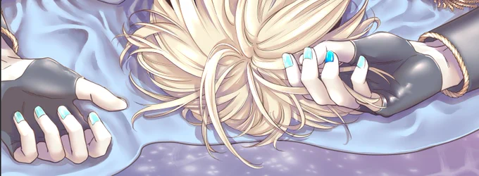 ネイルといえば。6月のあゆりのパロの口絵と、私の新刊ノベルティのが匂わせネイルしてましてね…!薬指のネイルだけお互いのカラーになっているという小ネタが入ってました!両方手元にある方は是非見て見てください 