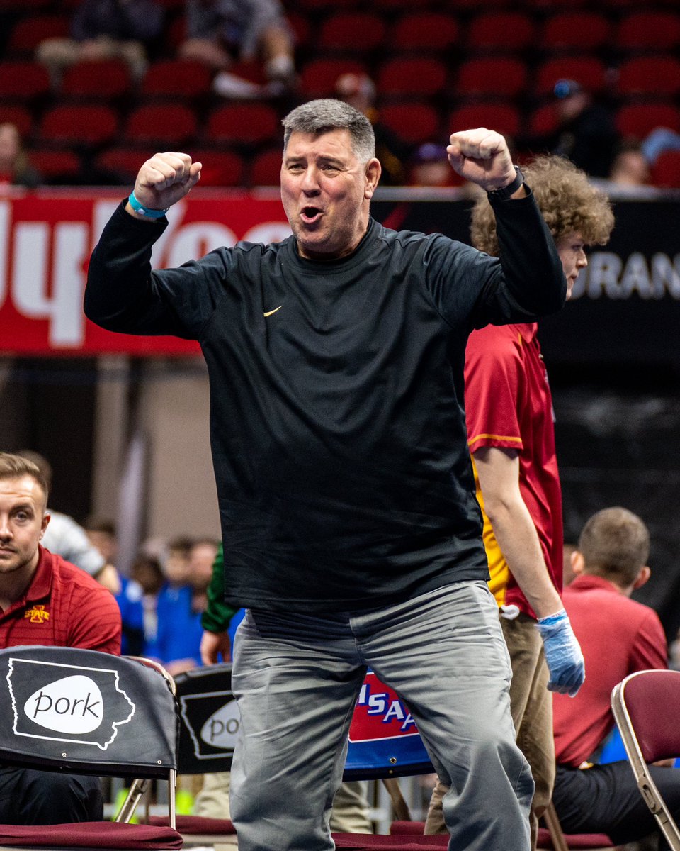 Congratulations to Chuck Haas on his retirement as our Head Coach

4x MVC Coach of the Year
3x NE Iowa Coach of the Year

3 State Dual Tournament appearances, including 4th place in 2016

4 State champs, 12 finalists, 46 placers, and 100 qualifiers

301-205 dual record at DH