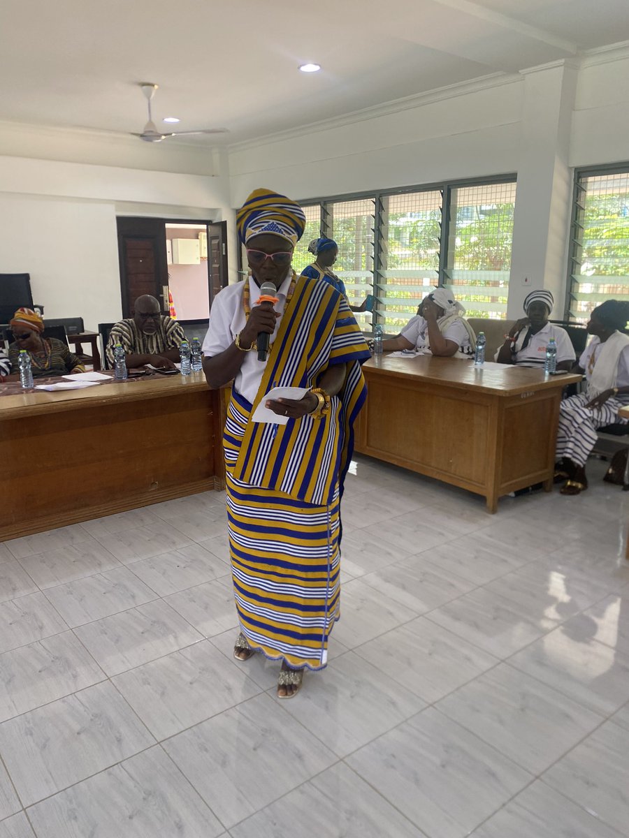 riseghana's tweet photo. “Before the training on leadership, conflict resolution and peace building some of us were merely figureheads, the project helped us harness our leadership potential to solve community problems. Thnks to @riseghana and partners” Queen Mother. Project close-out meeting. https://t.co/9AwdySGc3t