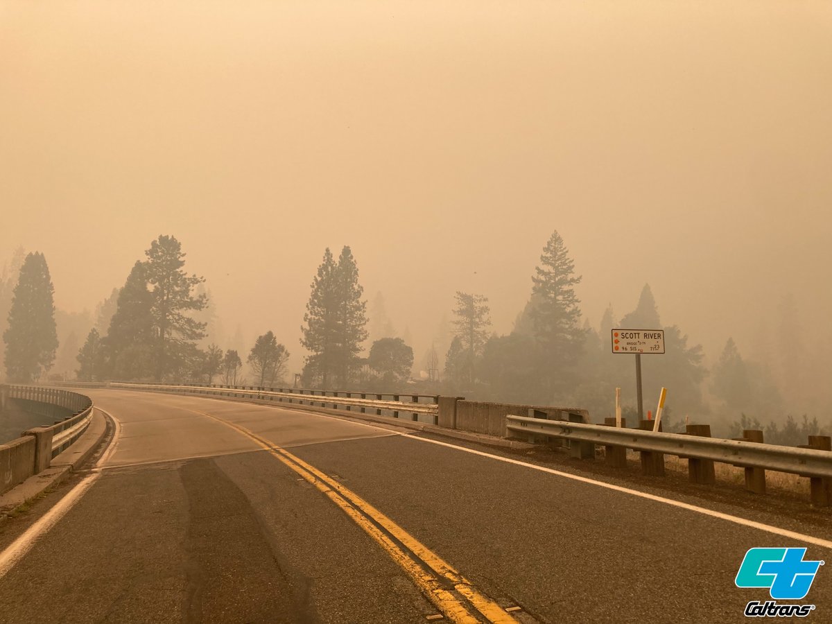 CaltransD2's tweet image. 🚧🔥 HEAD FIRE ROADWAY INFORMATION 🔥🚧

🔴 State Route 96 remains CLOSED from the junction with State Route 263 to Seiad due to the #HeadFire burning in #SiskiyouCounty. 🔴

📸: Bridge/Signs Crew Supervisor, Billy Shakespeare

@SiskiyouSheriff @Klamath_NF @CaltransHQ