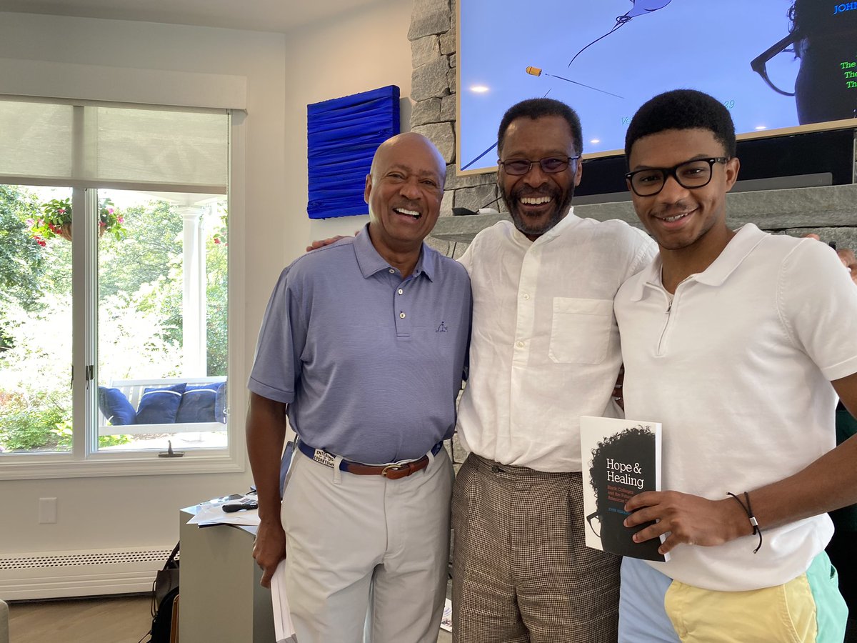 It was a great treat to reconnect with @HowardU’s Chairman of the Board of Trustees Dr. Larry Morse and former President of @Morehouse Dr. John Wilson. Dr. Wilson gave insight into his book that makes arguments as to why HBCUs are so important to our country.