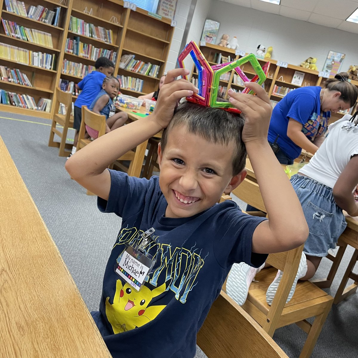 The Allen library has been welcoming students for two days. So many smilies and excited faces! <a href="/usd259libraries/">usd259libraries</a> #wpsproud <a href="/AllenAeros/">AllenAeros</a>
