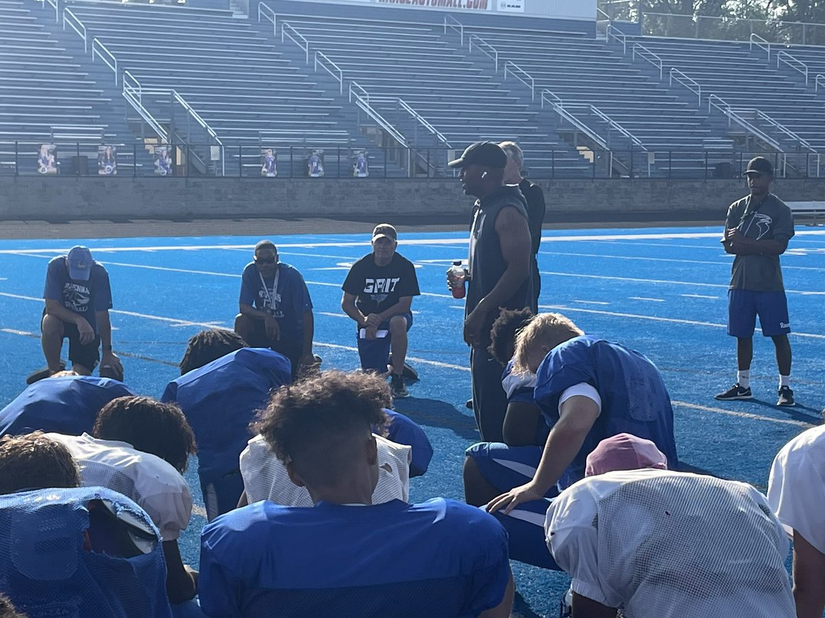 We’d like to thank Ravenna’s great Marcus Sanders for coming out and providing some motivational support to our Raven’s before their first season game tomorrow night! #OURWAY