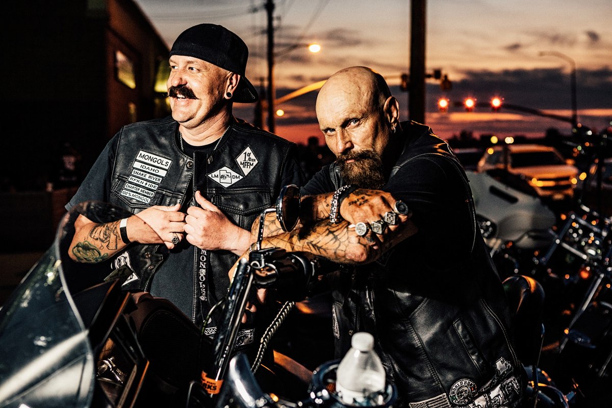 M REPRESENTS INC. tweet media